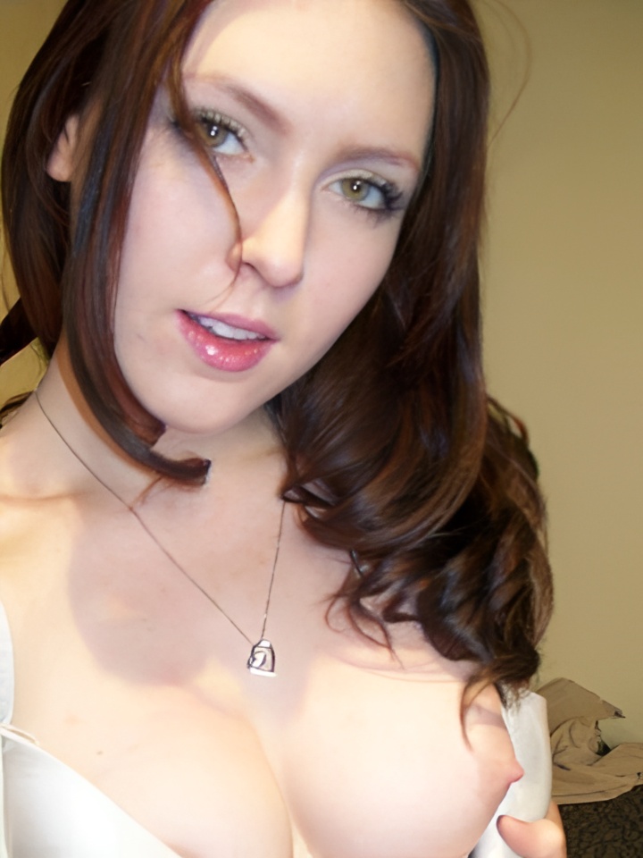 Индивидуалка Эмиля, доступна для личного знакомства от 2500 руб