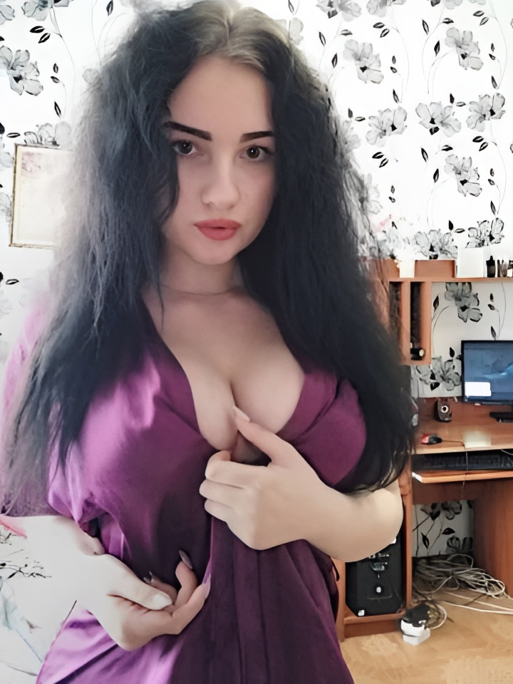 Олечка привлекальеная девушка из Макарова цена от 3000 руб