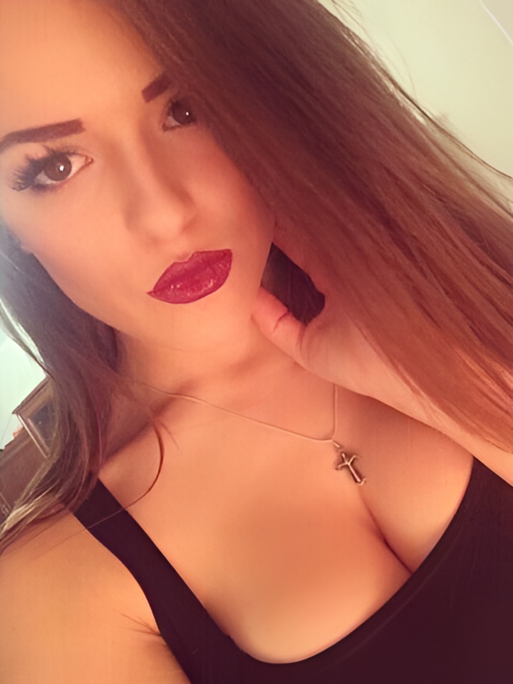 Татьяна привлекальеная девушка из Макарова цена от 3000 руб