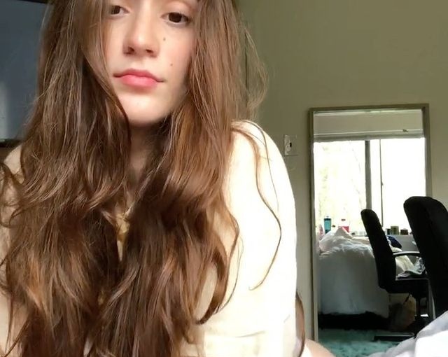 Ольга привлекальеная девушка из Макарова цена от 5000 руб