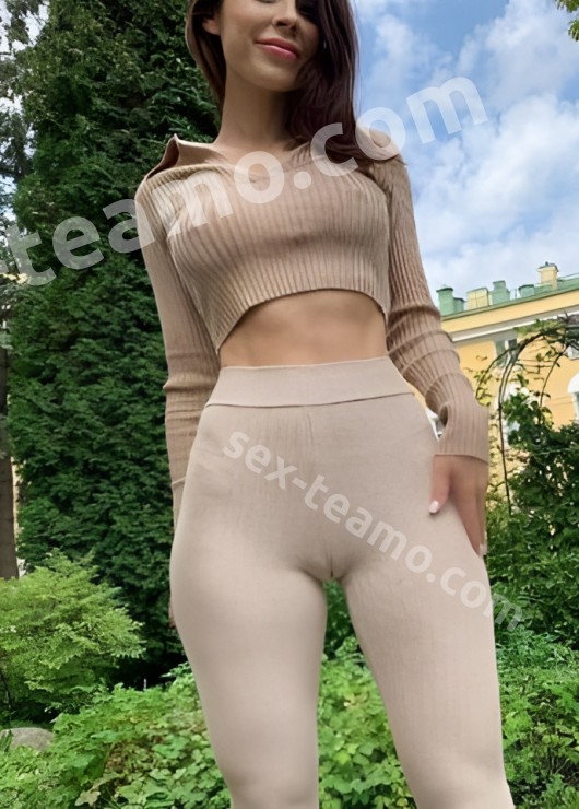 Алена привлекательная девушка из Макарова цена от 1500 руб
