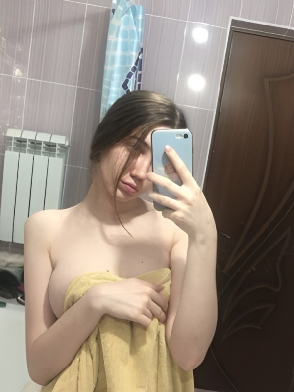 Амина привлекательная девушка из Макарова цена от 4000 руб