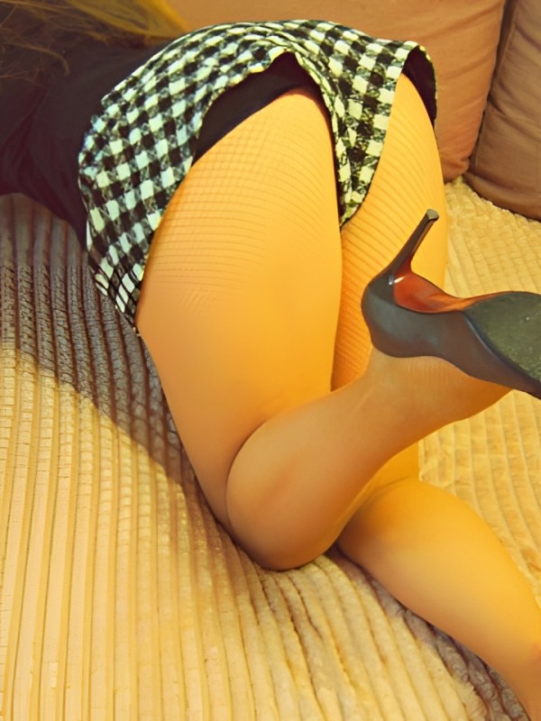 Мирослава привлекательная девушка из Макарова цена от 3000 руб