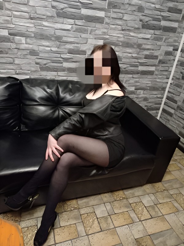 Стелла привлекательная девушка из Макарова цена от 10000 руб