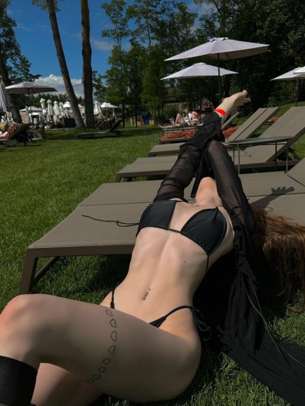 Юля привлекательная девушка из Макарова цена от 5000 руб